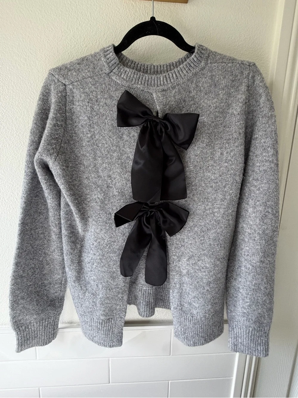 Commense Grey Knit Sweater - Picture 2 of 4